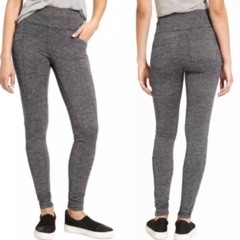 Athleta Metro High Waisted Legging With Gray Pockets Size XS
